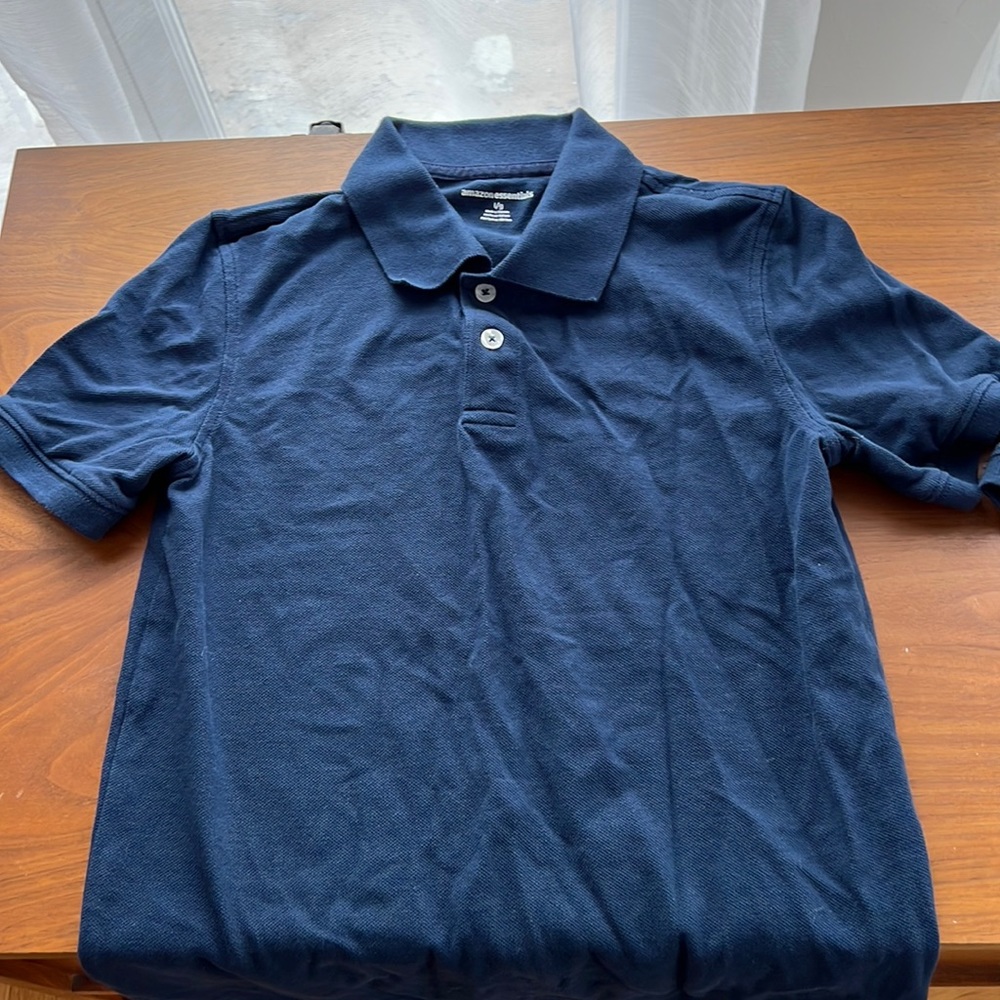 Amazon Essential uniform polo. Navy. Kids size Large 10-12